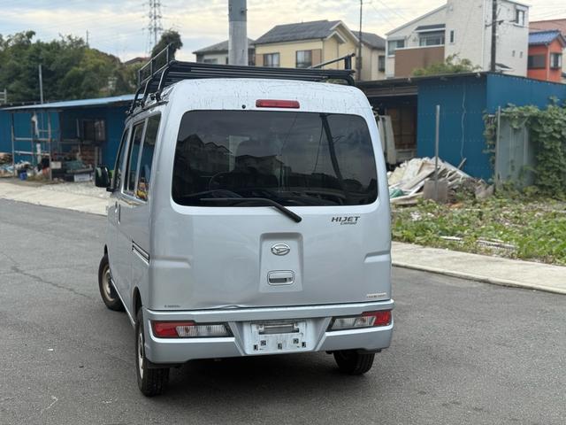 ハイゼットカーゴ ＤＸ　車検２年間　キーレス　ＥＴＣ　ナビ　オーバーヘッドレス　アイドリングストップ（3枚目）