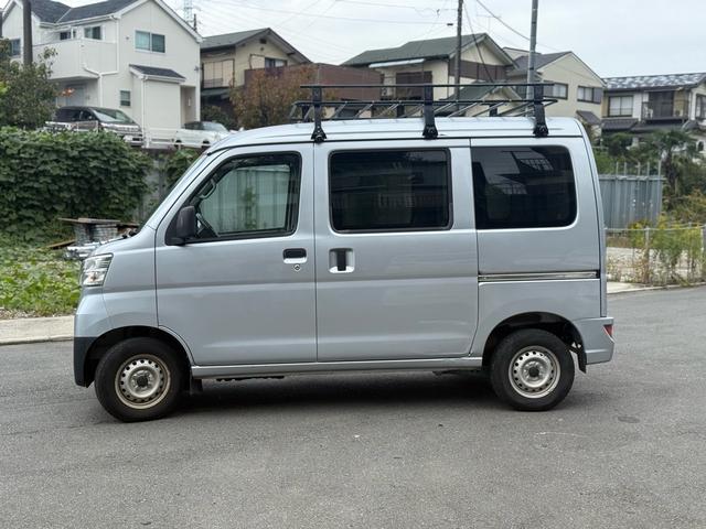 ハイゼットカーゴ ＤＸ　車検２年間　キーレス　ＥＴＣ　ナビ　オーバーヘッドレス　アイドリングストップ（5枚目）