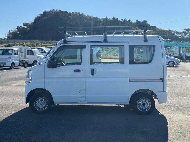 エブリイ ＰＡ　車検２年間　４速ＡＴ　デュアルカメラブレーキサポート　ルーフキャリア　オーバーヘッドレス　バックカメラ（3枚目）