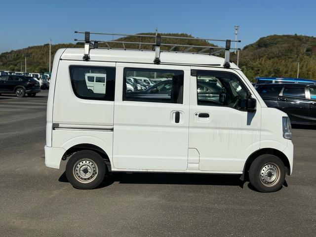 エブリイ ＰＡ　車検２年間　４速ＡＴ　デュアルカメラブレーキサポート　ルーフキャリア　オーバーヘッドレス　バックカメラ（4枚目）