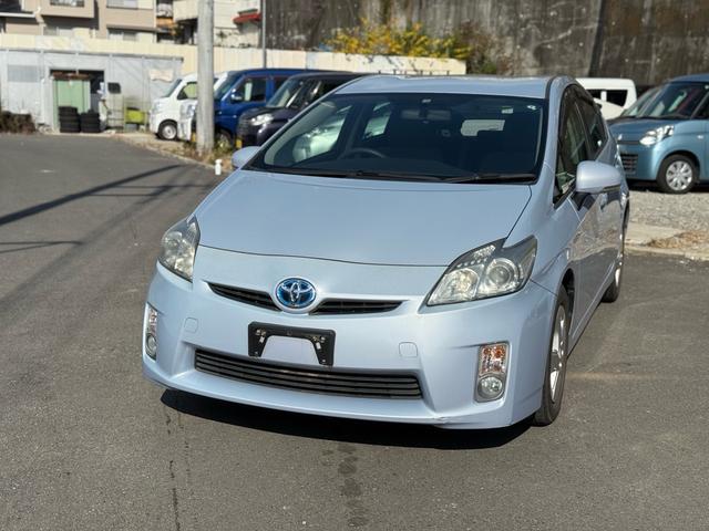 プリウス Ｓ　車検２年間　ナビ　バックカメラ　ＥＴＣ　プッシュスタート（2枚目）