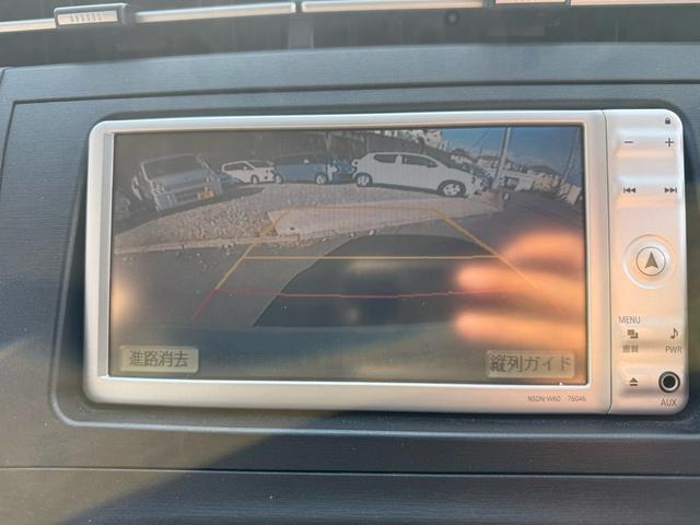 プリウス Ｓ　車検２年間　ナビ　バックカメラ　ＥＴＣ　プッシュスタート（15枚目）