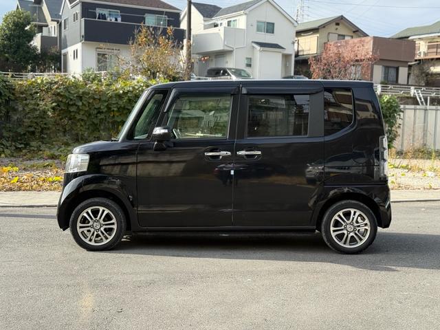 Ｎ－ＢＯＸ Ｇ　ＳＳパッケージ　車検２年間　プッシュスタート　ナビ　ＥＴＣ　両側電動パワースライドドア（5枚目）