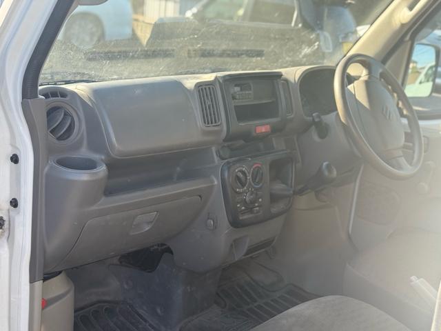 エブリイ ＰＡ　車検２年間　５速ＭＴ（8枚目）