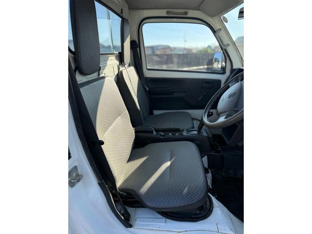 キャリイトラック ＫＣエアコン・パワステ　車検２年間　ＡＴ　４ＷＤ　ＥＴＣ　ドライブレコーダー（9枚目）