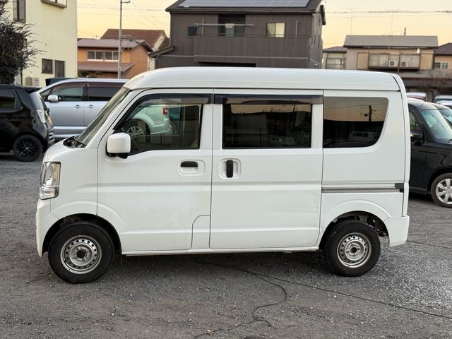 エブリイ PCリミテッド 車検2年間 4速AT キーレス ナビ バックカメラ ETC セフティサポート(5枚目)