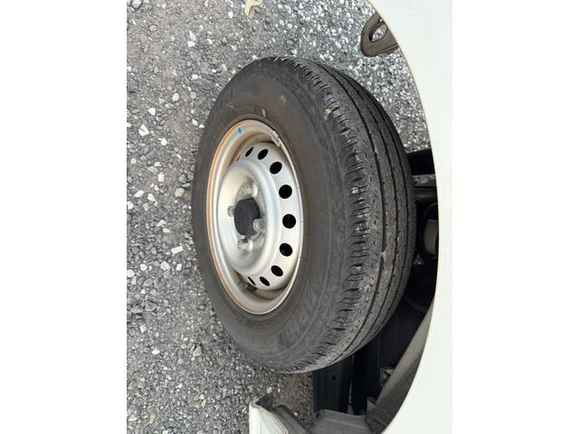 エブリイ PCリミテッド 車検2年間 4速AT キーレス ナビ バックカメラ ETC セフティサポート(15枚目)