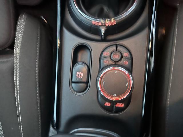 MINI クーパーS クラブマン オール4 4WD(27枚目)