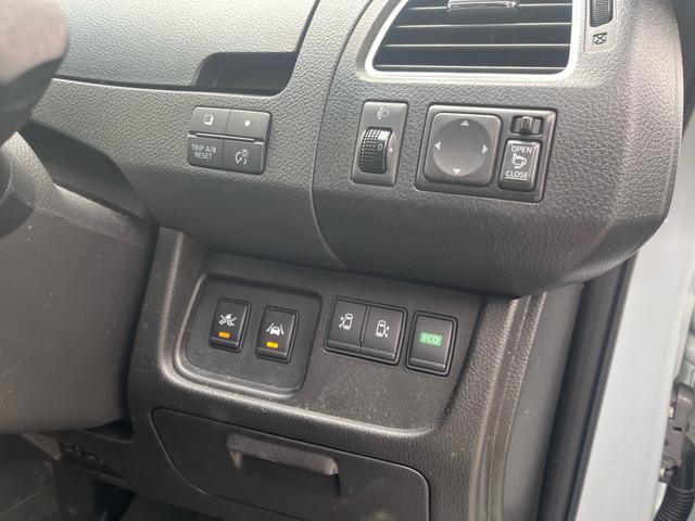 セレナ ハイウェイスターS-HVアドバンスドセーフティパック(12枚目)