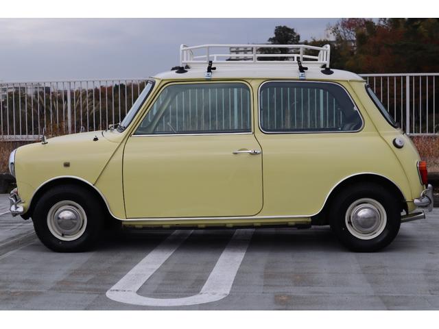 MINI 1.3 Mk1(マーク1)仕様 10インチホイール センターメーター ルーフキャリア モトリタステア フェンダーミラー センターマフラー(2枚目)