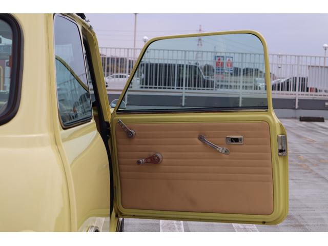 MINI 1.3 Mk1(マーク1)仕様 10インチホイール センターメーター ルーフキャリア モトリタステア フェンダーミラー センターマフラー(11枚目)