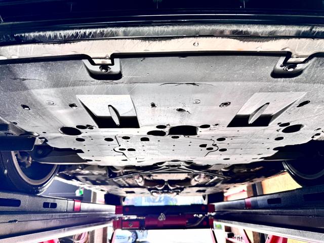 ＩＳ ＩＳ３５０　Ｆスポーツ　３眼ＬＥＤヘッドライト　アップルカープレイ　白革シート　純正オプションＬＳＤ（14枚目）