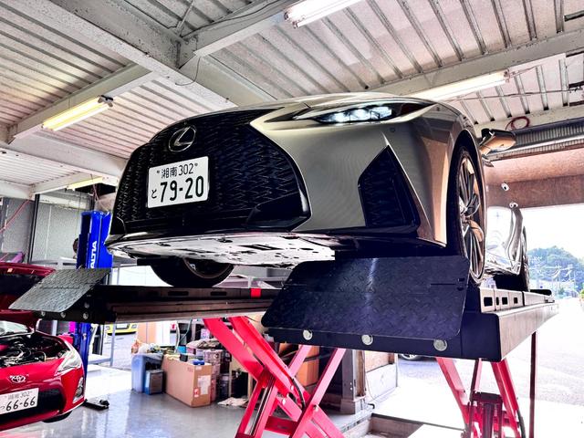 ＩＳ ＩＳ３５０　Ｆスポーツ　３眼ＬＥＤヘッドライト　アップルカープレイ　白革シート　純正オプションＬＳＤ（50枚目）