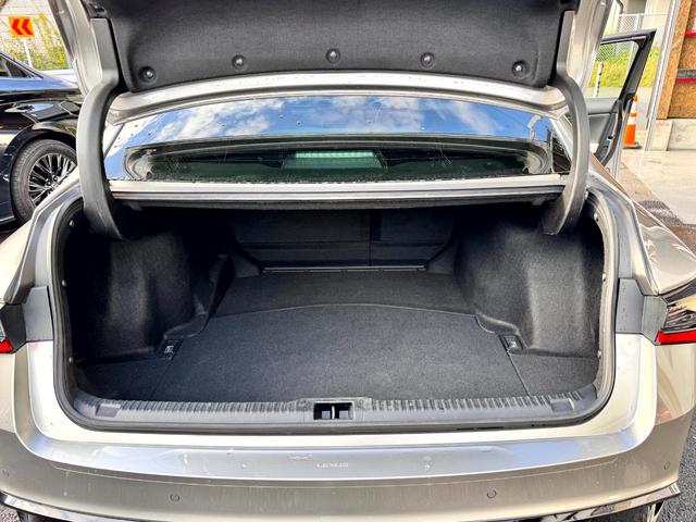 ＩＳ ＩＳ３５０　Ｆスポーツ　３眼ＬＥＤヘッドライト　アップルカープレイ　白革シート　純正オプションＬＳＤ（65枚目）