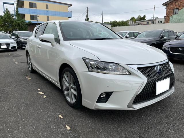 CT CT200h レクサス・純正ナビ・TV・ETC・レーダークルーズ・パドルシフト・LEDヘッドライト・レザーシート・パワーシートヒーター・コーナーセンサー(3枚目)