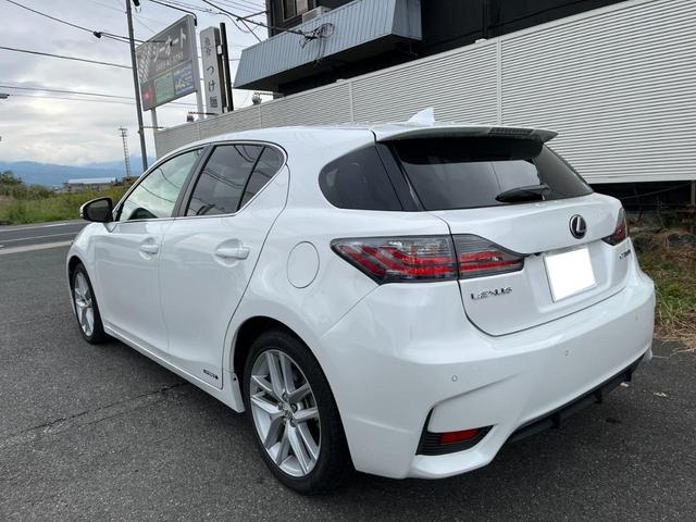 CT CT200h レクサス・純正ナビ・TV・ETC・レーダークルーズ・パドルシフト・LEDヘッドライト・レザーシート・パワーシートヒーター・コーナーセンサー(8枚目)