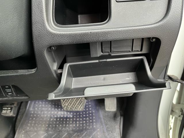 セレナ ハイウェイスター S-ハイブリッド 社外ナビ/地デジ/バックカメラ/フリップダウンモニタ/両側御パワースライドドア/インテノジェントキー/クルコン/ドラレコ(前後)/ETC/純正16インチAW/(18枚目)