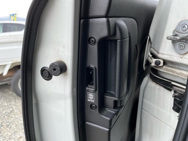 セレナ ハイウェイスター S-ハイブリッド 社外ナビ/地デジ/バックカメラ/フリップダウンモニタ/両側御パワースライドドア/インテノジェントキー/クルコン/ドラレコ(前後)/ETC/純正16インチAW/(52枚目)