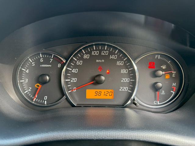 スイフト スポーツ　／５速マニュアル／ナビ／ワンセグＴＶ／社外サスペンション／社外マフラー／ゼロチャンバー／社外アルミホイール／サブウーファー／ＭＯＭＯステ／ドライブレコーダー前後／ＥＴＣ／（15枚目）