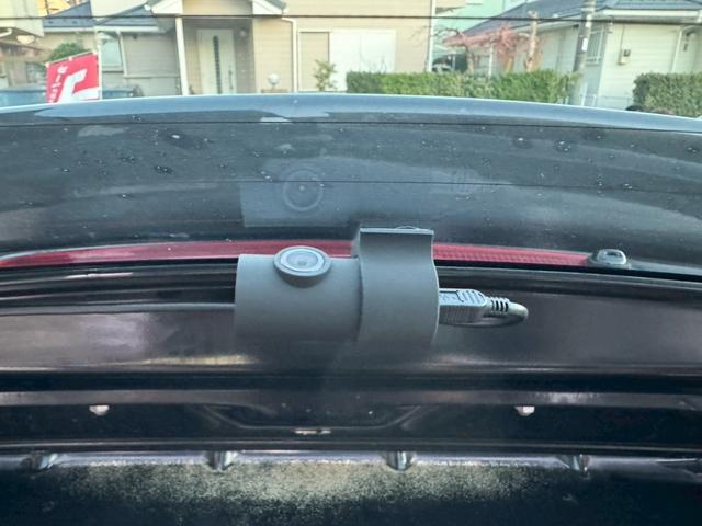 スイフト スポーツ　／５速マニュアル／ナビ／ワンセグＴＶ／社外サスペンション／社外マフラー／ゼロチャンバー／社外アルミホイール／サブウーファー／ＭＯＭＯステ／ドライブレコーダー前後／ＥＴＣ／（33枚目）