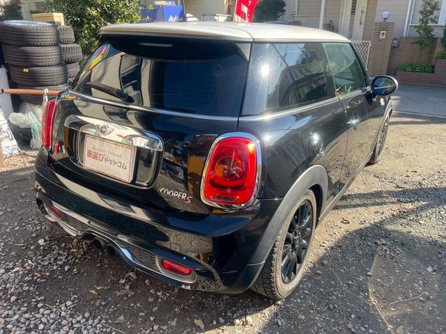 ＭＩＮＩ クーパーＳ　ＰＳ　ＰＷ　　ＡＷ　ＡＢ　ＷＡＢ　ナビ　ＡＢＳ　　キーレス　ＥＴＣ　Ｂ　カメラ　デジタルミラー　クルコン　純正アルミ　ツートンカラー　ＭＴモード　ＢＴオーディオ（25枚目）