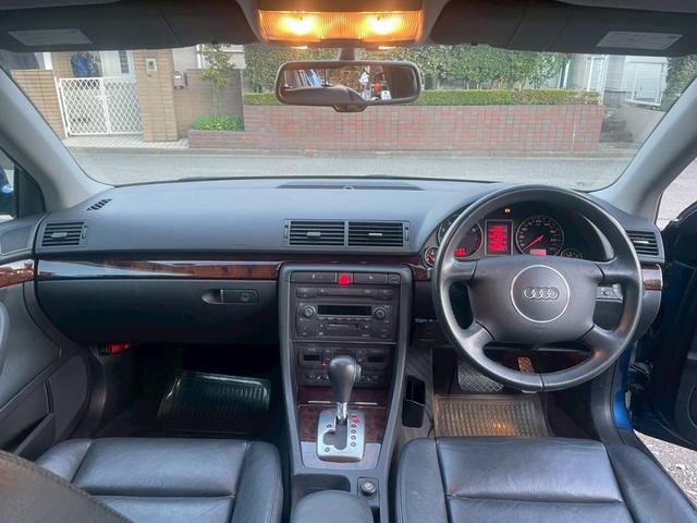 A4アバント 2.0SE /純正オーディオ/ルーフレール/ブラックレザー/パワーシート/純正アルミ/ETC/(2枚目)