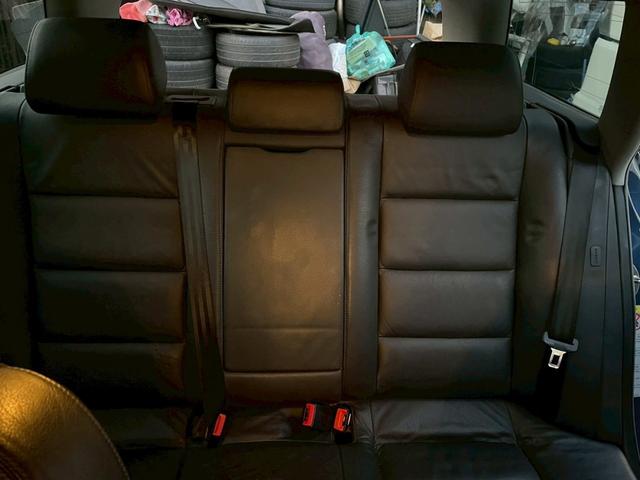 A4アバント 2.0SE /純正オーディオ/ルーフレール/ブラックレザー/パワーシート/純正アルミ/ETC/(7枚目)