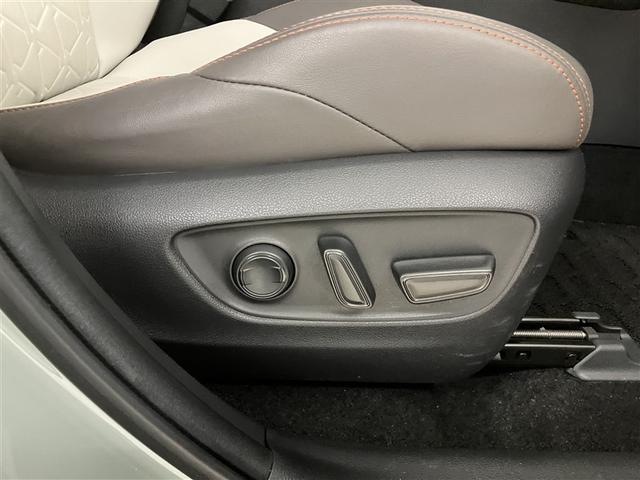 ＲＡＶ４ アドベンチャー　リヤカメラ　記録簿付　アルミ　クルーズＣ　ナビテレビ　ＬＥＤライト　１オーナー　イモビ　地デジ　ＥＳＣ　スマキー　ＰＳ　ＥＴＣ付き　ドラレコ付き　エアコン　４ＷＤ車　電動パワーシート　パワーウインドウ（27枚目）