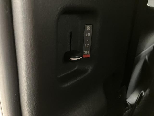 ハイエースバン スーパーＧＬ　ダークプライムＩＩ　ＬＥＤヘットライト　メモリーナビゲーション　ミュージックプレイヤー接続可　地デジ　スマキー　ＡＢＳ　盗難警報装置　運転席エアバッグ　オートエアコン　パワーウインドウ　記録簿　ＥＳＣ　ドラレコ　ＥＴＣ（29枚目）