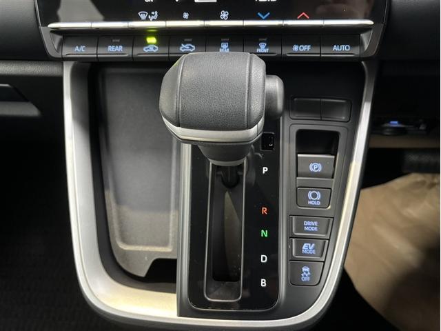 ヴォクシー ハイブリッドＳ－Ｇ　ＴＶ　地デジ　クルコン　Ｂカメラ　横滑防止装置　ＬＥＤヘッド　ＥＴＣ車載器　ワンオーナー車　両側自動ドア　キーレス　アルミホイール　３列シート　スマートキー　ミュージックプレイヤー接続可　点検記録簿（24枚目）