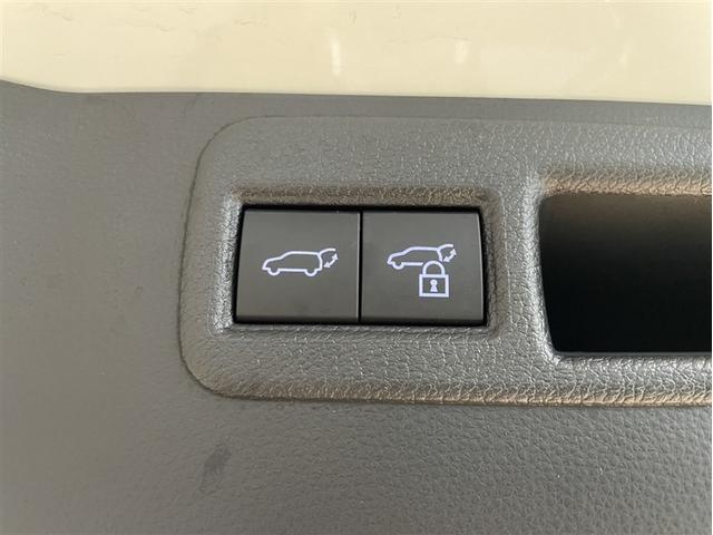 ハリアーハイブリッド Ｚ　レザーパッケージ　１００Ｖ電源　地デジ　横滑防止　盗難防止システム　Ｂモニター　ＬＥＤライト　パワーウィンドウ　クルコン　スマートキ－　助手席エアバック　パワーシート　エアバッグ　オートエアコン　ナビＴＶ　ＥＴＣ（25枚目）