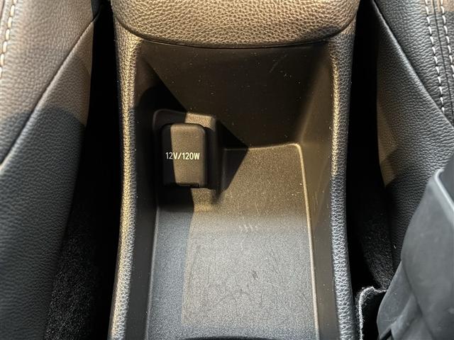 アクア ＧＲスポーツ　スマートキー＆プッシュスタート　イモビライザー　ナビ　ＬＥＤライト　衝突軽減ブレーキ　ワンオーナー車　クルコン　メモリナビ　ミュージックプレイヤー接続可　横滑り防止装置　オートエアコン　キーレス（19枚目）