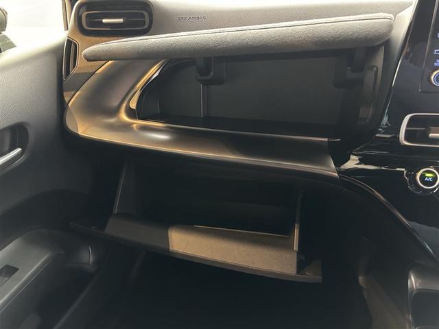 アクア ＧＲスポーツ　スマートキー＆プッシュスタート　イモビライザー　ナビ　ＬＥＤライト　衝突軽減ブレーキ　ワンオーナー車　クルコン　メモリナビ　ミュージックプレイヤー接続可　横滑り防止装置　オートエアコン　キーレス（26枚目）