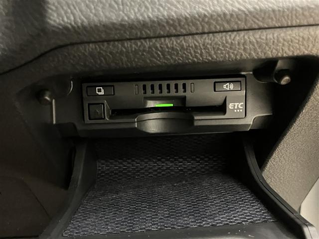 マークＸ ２５０Ｓ　ＧＲスポーツ　ワンオーナー　盗難防止システム　ナビＴＶ　サイドエアバッグ　助手席エアバッグ　ミュージックプレイヤー接続可　地デジＴＶ　ＡＷ　キーレス　ＡＢＳ　スマートキー　ＤＶＤ　エアバッグ　メモリーナビ　ＥＳＣ（17枚目）