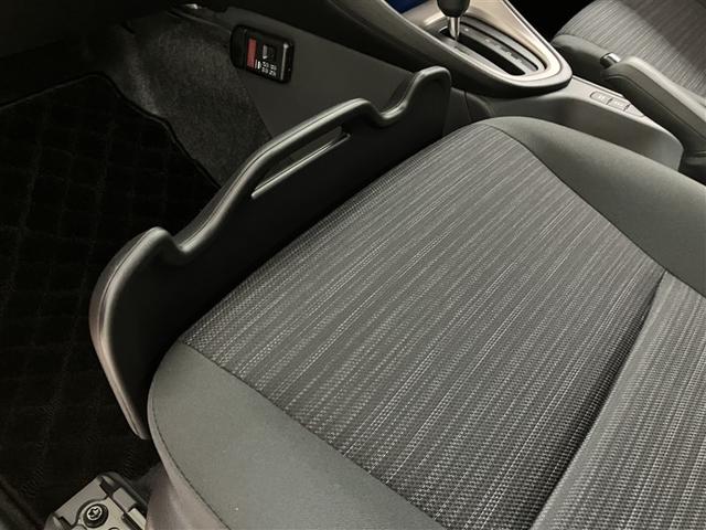 ヤリス Z サイドSRS AAC バックモニタ スマキー 横滑防止装置 地デジ キーフリー 1オーナー LEDランプ パワーウインドウ 助手席エアバック クルコン エアバッグ パワーステアリング 盗難防止システム(32枚目)