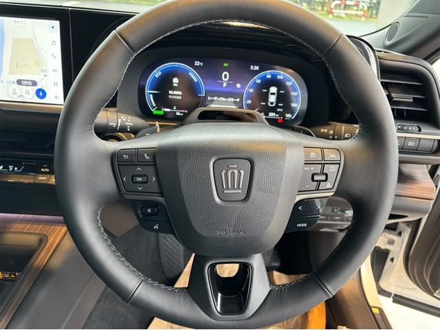 クラウン Z ムーンルーフ レザーシート LEDヘッドライト 1オナ 地デジTV ABS AC100V パワーシート バックモニター スマートキー ETC ドライブレコーダー アルミホイール エアコン 盗難防止装置(10枚目)