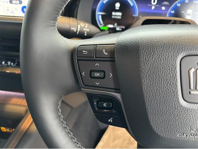 クラウン Z ムーンルーフ レザーシート LEDヘッドライト 1オナ 地デジTV ABS AC100V パワーシート バックモニター スマートキー ETC ドライブレコーダー アルミホイール エアコン 盗難防止装置(11枚目)