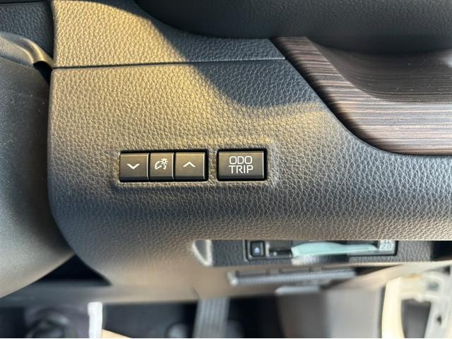 クラウン Z ムーンルーフ レザーシート LEDヘッドライト 1オナ 地デジTV ABS AC100V パワーシート バックモニター スマートキー ETC ドライブレコーダー アルミホイール エアコン 盗難防止装置(18枚目)