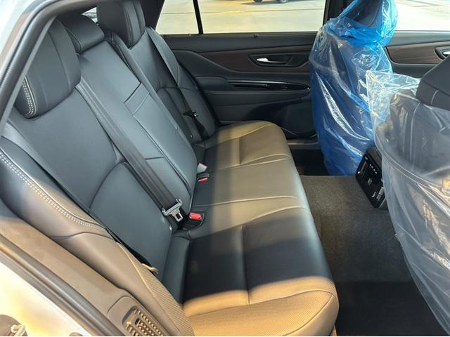 クラウン Z ムーンルーフ レザーシート LEDヘッドライト 1オナ 地デジTV ABS AC100V パワーシート バックモニター スマートキー ETC ドライブレコーダー アルミホイール エアコン 盗難防止装置(29枚目)