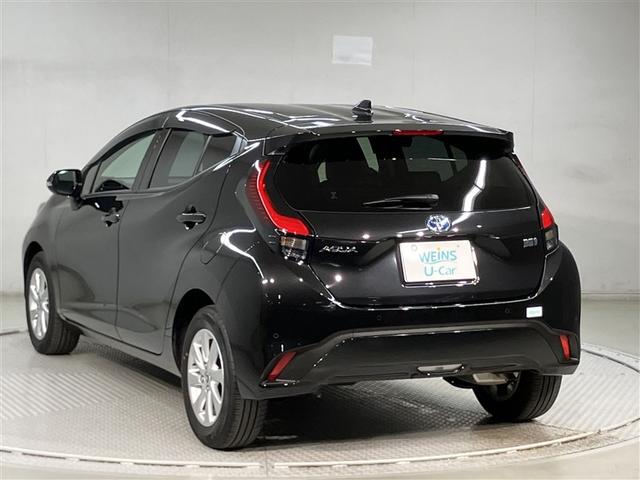 アクア Z LEDヘッドライト スマートキー 100V電源 イモビライザー アルミホイール ドライブレコーダー オートクルーズコントロール 点検記録簿 エアコン ESC ナビ カーテンエアバッグ ETC キーレス(4枚目)