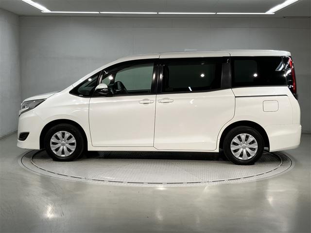 ノア Ｘ　ブレーキサポート　イモビライザー　アイドリングストッ　メンテナンスノート　ＡＵＸ　ワンオーナー車　クルーズＣ　バックモニタ－　ＬＥＤランプ　スマートキ　オートエアコン　ＥＳＣ　ワンセグテレビ　３列（2枚目）