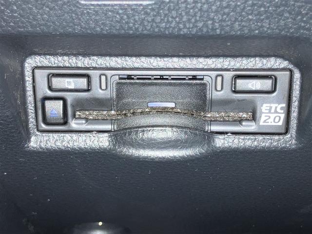 ノア Ｓ－Ｚ　アルミホイール　クルーズコントロール　記録簿　盗難防止装置　ＬＥＤライト　両側自動ドア　メモリーナビ　キーレス　横滑り防止　ナビＴＶ　ワンオーナー　三列シート　ＤＶＤ再生　ミュージックプレイヤー接続可（9枚目）