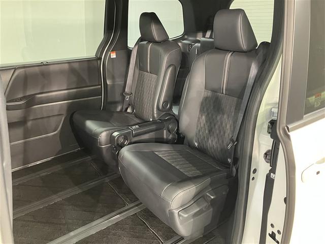 ノア Ｓ－Ｚ　アルミホイール　クルーズコントロール　記録簿　盗難防止装置　ＬＥＤライト　両側自動ドア　メモリーナビ　キーレス　横滑り防止　ナビＴＶ　ワンオーナー　三列シート　ＤＶＤ再生　ミュージックプレイヤー接続可（18枚目）