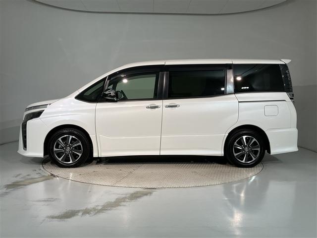 ヴォクシー ZS 煌II スマートキー・プッシュスタート バックガイドモニター セキュリティアラーム 両側パワスラドア 1オーナー ETC車載器 地デジテレビ 記録簿付き VSC LEDライト 助手席エアバック AC パワステ(2枚目)