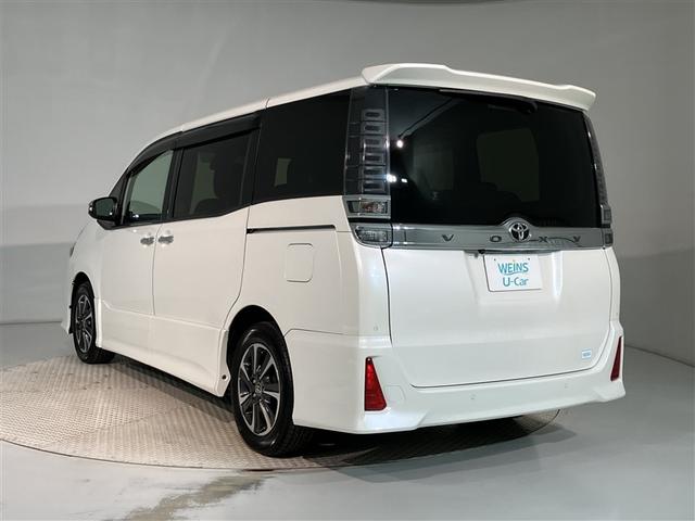 ヴォクシー ZS 煌II スマートキー・プッシュスタート バックガイドモニター セキュリティアラーム 両側パワスラドア 1オーナー ETC車載器 地デジテレビ 記録簿付き VSC LEDライト 助手席エアバック AC パワステ(4枚目)