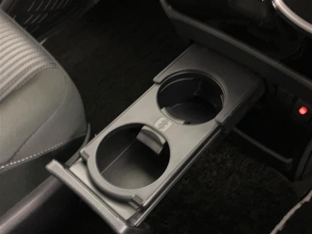 ヴォクシー ZS 煌II スマートキー・プッシュスタート バックガイドモニター セキュリティアラーム 両側パワスラドア 1オーナー ETC車載器 地デジテレビ 記録簿付き VSC LEDライト 助手席エアバック AC パワステ(19枚目)