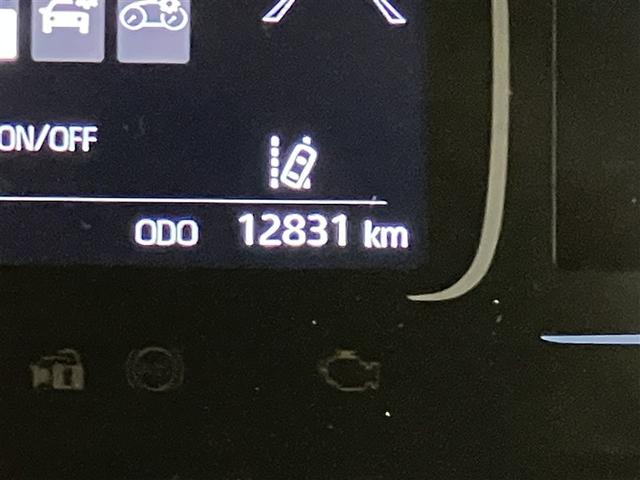 アクア Ｚ　ＬＥＤヘッドライト　スマートキー　１００Ｖ電源　イモビライザー　アルミホイール　ドライブレコーダー　オートクルーズコントロール　点検記録簿　エアコン　ＥＳＣ　ナビ　カーテンエアバッグ　キーレス　ＡＢＳ（17枚目）