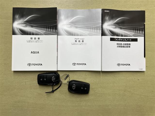 アクア Ｚ　ＬＥＤヘッドライト　スマートキー　１００Ｖ電源　イモビライザー　アルミホイール　ドライブレコーダー　オートクルーズコントロール　点検記録簿　エアコン　ＥＳＣ　ナビ　カーテンエアバッグ　キーレス　ＡＢＳ（24枚目）