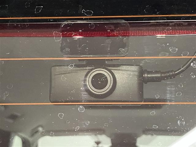 ノア Ｘ　衝突被害軽減装置　ドラレコ付　ＬＥＤライト　オートクルーズコントロール　盗難防止システム　バックモニター　ミュージックプレイヤー接続可　パワーウィンドウ　ＥＴＣ　３列シート　オートエアコン　ＡＢＳ（12枚目）