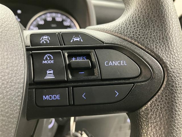 ノア Ｘ　衝突被害軽減装置　ドラレコ付　ＬＥＤライト　オートクルーズコントロール　盗難防止システム　バックモニター　ミュージックプレイヤー接続可　パワーウィンドウ　ＥＴＣ　３列シート　オートエアコン　ＡＢＳ（15枚目）